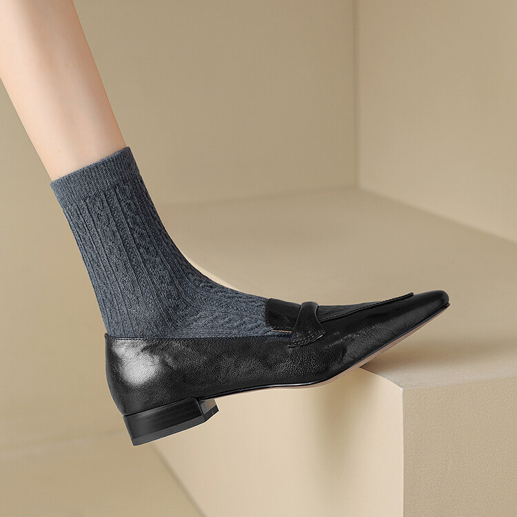 Women's Retro Pointed Toe Chunky Heel Loafers - Sheepskin Slip-On Shoes - Image 5
